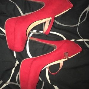 Red 7 1/2 Heels